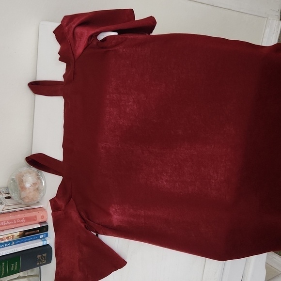 Boutique Satin Open Shoulder Dress Romantic Feminine Date Night Small - Picture 6 of 7